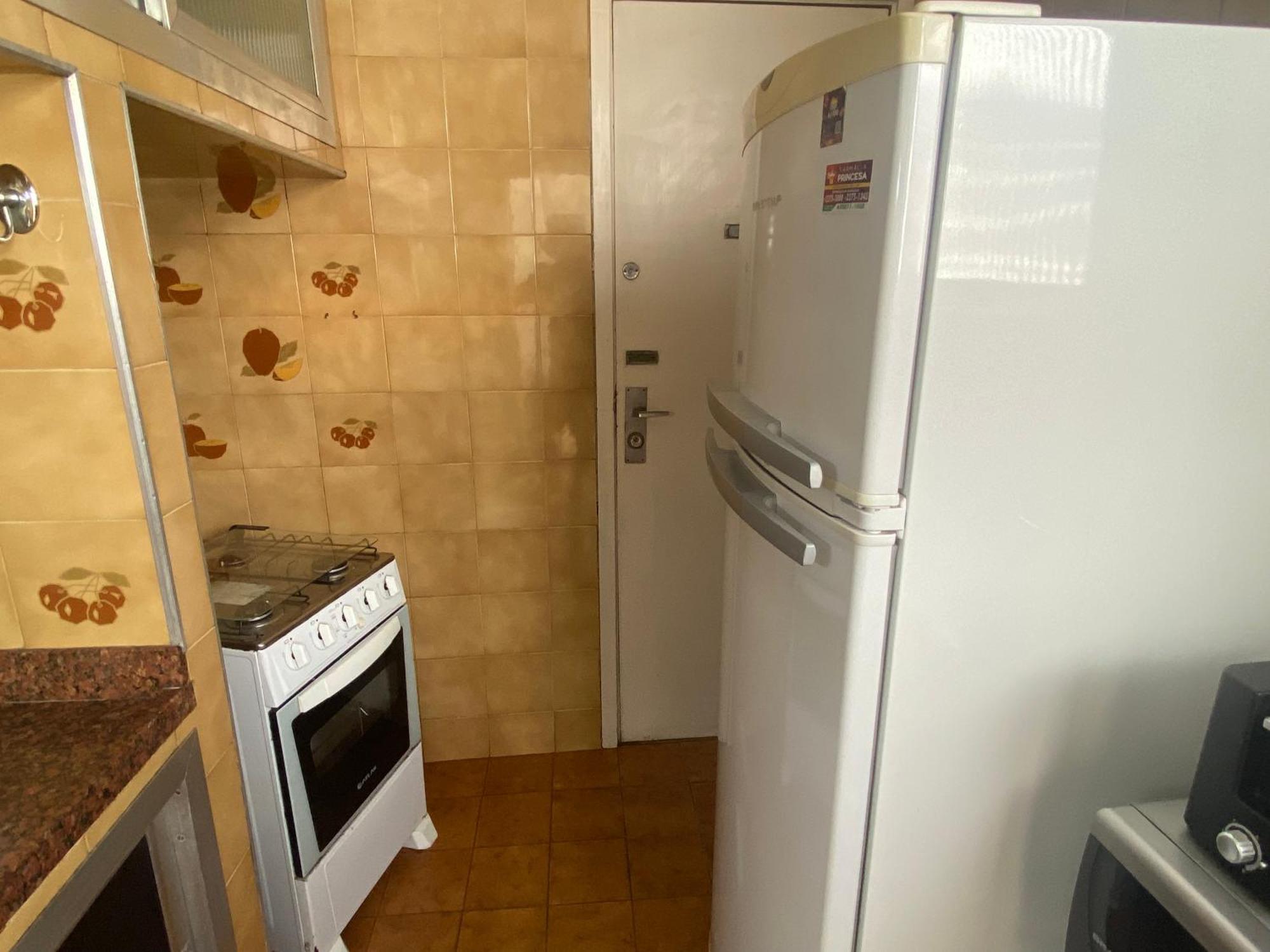Copacabana Beach Apartment: 3 Bedrooms, 4 Baths, Air Con & Wi-Fi Rio de Janeiro Exterior photo